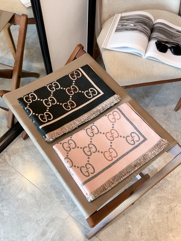 ブランドマフラー着用イメージ